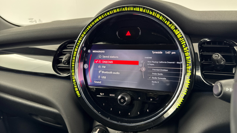 MINI Hatchback 1.5 Cooper Sport 5dr Petrol Hatchback